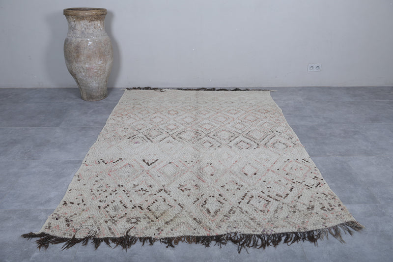 Vintage Moroccan Diamond Rug - 5.6 x 7.9 Feet