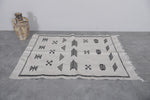 Moroccan kilim rug 3.2 FT X 4.9 FT