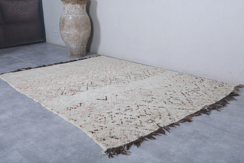 Vintage Moroccan Diamond Rug - 5.6 x 7.9 Feet