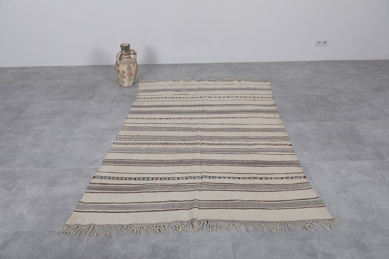 Handwoven Kilim Rug 4.5 FT X 7.1 FT – Traditional Moroccan Design