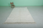 Beautiful Moroccan rug 4.9 ft x 7.6 ft