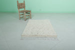 Berber Moroccan Rug - 2.2 x 3.2 Feet | Handwoven Elegance