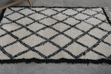 handmade rug 3.3 x 4.9 Feet - black and white rug