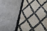 handmade rug 3.3 x 4.9 Feet - black and white rug