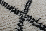 handmade rug 3.3 x 4.9 Feet - black and white rug