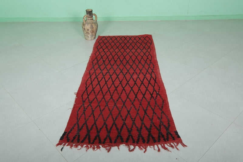 Bold Moroccan Trellis Rug 2.8 x 7.4 FT - Red and Black Design