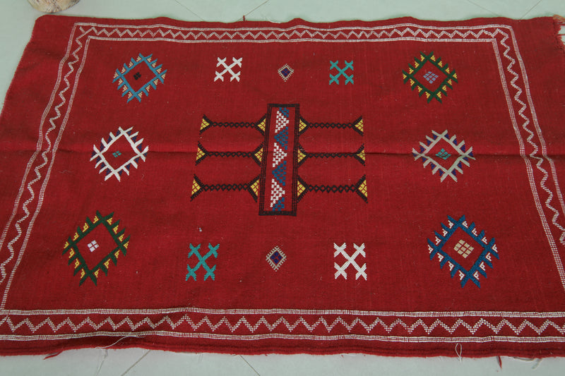 Red Handwoven Moroccan Kilim - 3.2 FT X 4.9 FT | Vibrant Berber Rug