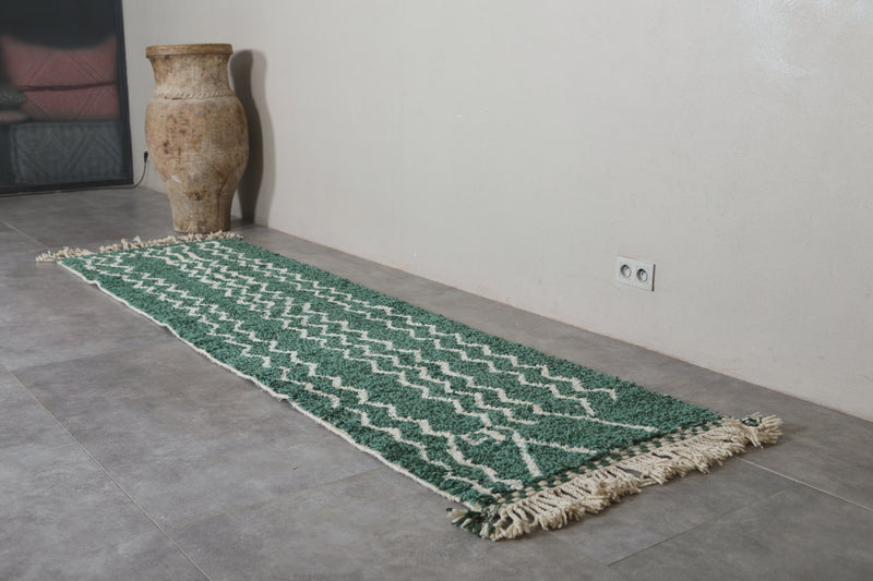 Runner Moroccan Rug - 2.7 x 9.9 ft | Handwoven Green Zigzag Design