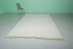 Moroccan Rug 6.7 x 10.1 ft - Handwoven Wool in Creamy Ivory