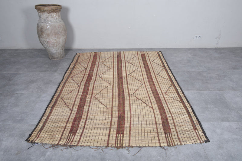 Tuareg rug 5.6 X 8 Feet