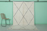 Diamond Moroccan Rug - 5.1 x 8.1 Feet | Handwoven Wool with Elegant Design