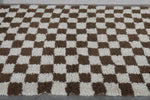 Brown and White Checkered Rug 5.2 X 5.8 Feet – Modern Handmade Design