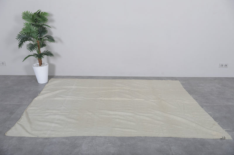 Handmade Moroccan Rug - 5.3 x 7.6 ft | Minimalist Design