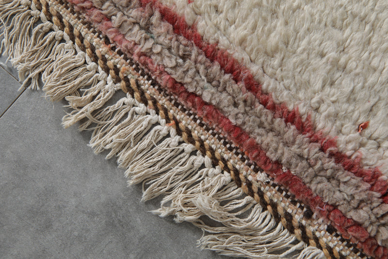 Vintage berber rug 3.8 FT X 6 FT