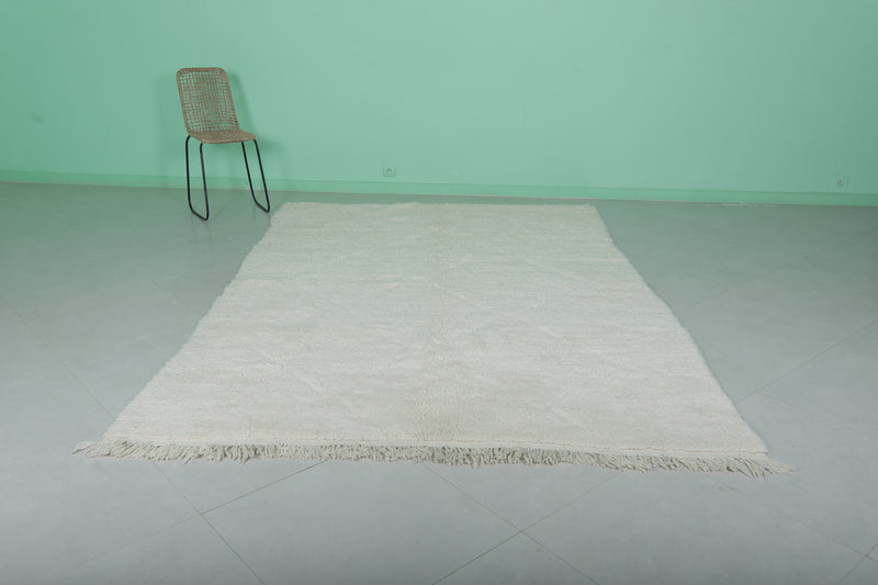 Minimalist Moroccan Rug - 6.5 x 9.7 ft | Soft White Shag with Fringe