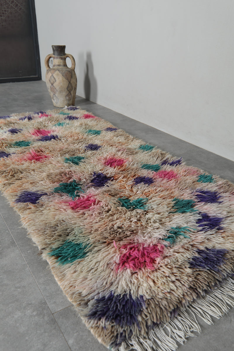 Handmade Moroccan rug  2.6 FT X 6 FT