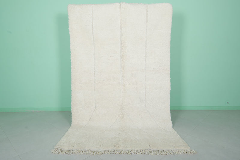 Beni Ourain Moroccan Rug - 5.2 x 8.4 Feet | Handwoven Wool in Minimalist Style