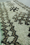 Moroccan berber rug 2.7 X 7.1 Feet