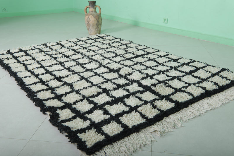 Handmade Berber Rug 4.6 x 6.2 Ft - Striped Design