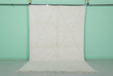 Elegant Moroccan Rug - 6.4 x 9.6 ft | White Diamond Pattern with Fringe