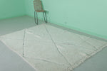 Diamond Moroccan Rug 5.5 x 7.7 ft - Handwoven Wool in Ivory