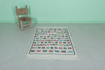 White Moroccan rug 3.1 FT X 4.9 FT