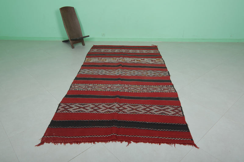 Handwoven Moroccan Kilim Rug - 4.6 FT X 9.2 FT - Berber Patterns