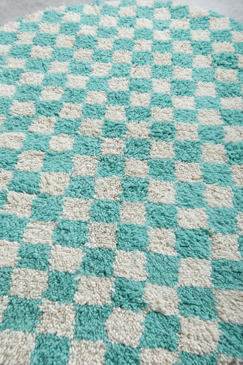 Round Moroccan Wool Rug - 4.9ft Aqua & Cream Checkerboard