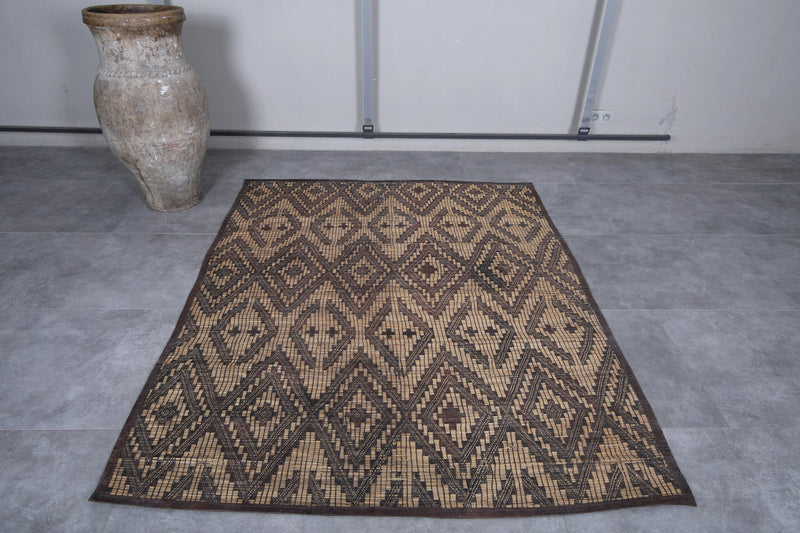 Tuareg rug 5.4 X 6.9 Feet