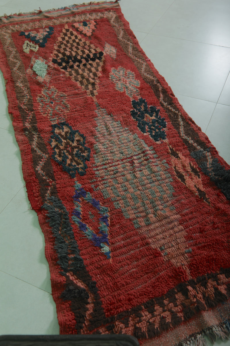 Moroccan Runner Rug 2.8 x 7.9 FT - Bold Red Bohemian Charm