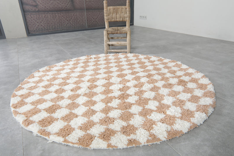 Round moroccan rug - feet beige rug