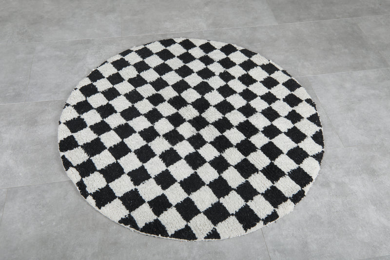 Round Moroccan Wool Rug - 4.9ft Black & White Checkerboard