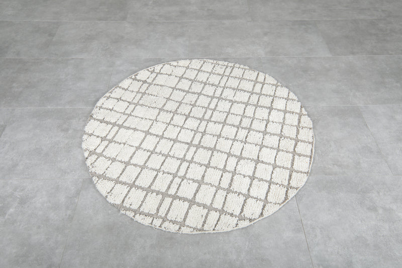 Round Moroccan Wool Rug - 4.9 ft Modern Grid Design