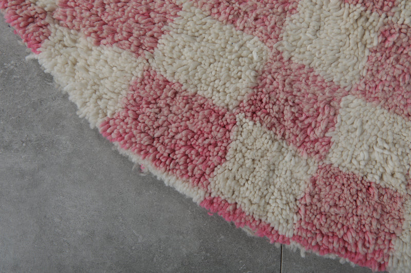 Round Moroccan Wool Rug - 5ft Pink Checkerboard