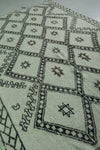 Moroccan rug 5.6 X 8.8 Feet