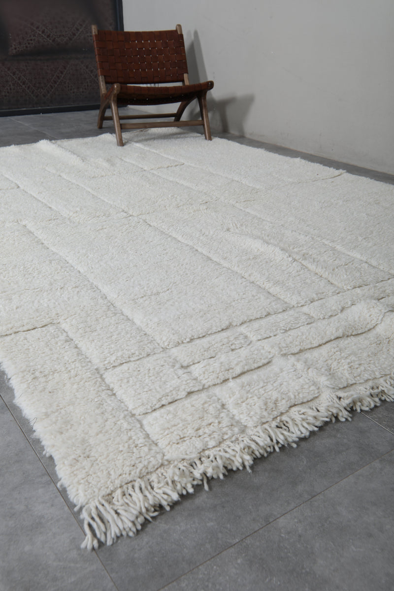 Beni Ourain Moroccan Wool Rug - 6.6 x 9.6 Feet | Minimalist Ivory Design