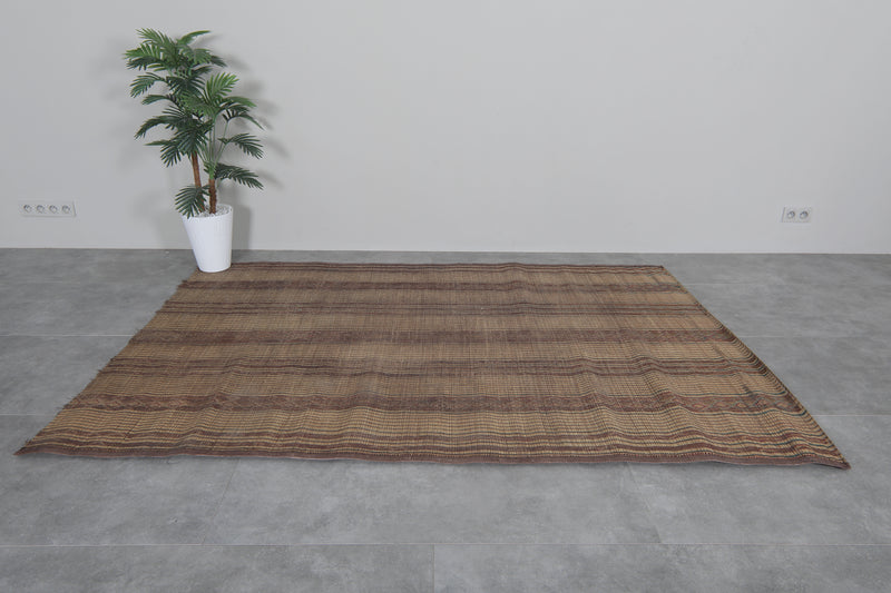 Tuareg rug 5.7 X 8.3 Feet