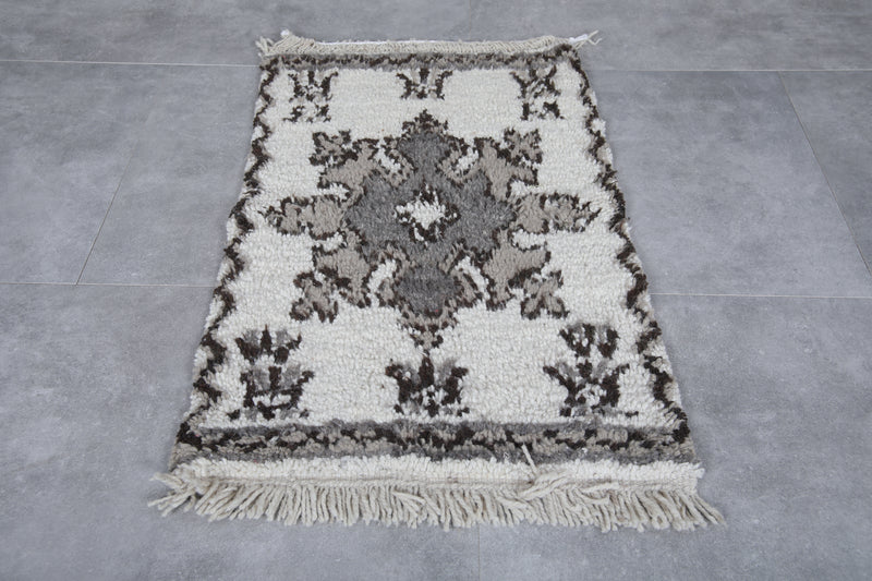 Handwoven Moroccan Berber Rug 2 x 3.1 ft - Neutral Tones