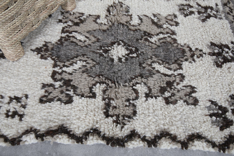 Handwoven Moroccan Berber Rug 2 x 3.1 ft - Neutral Tones