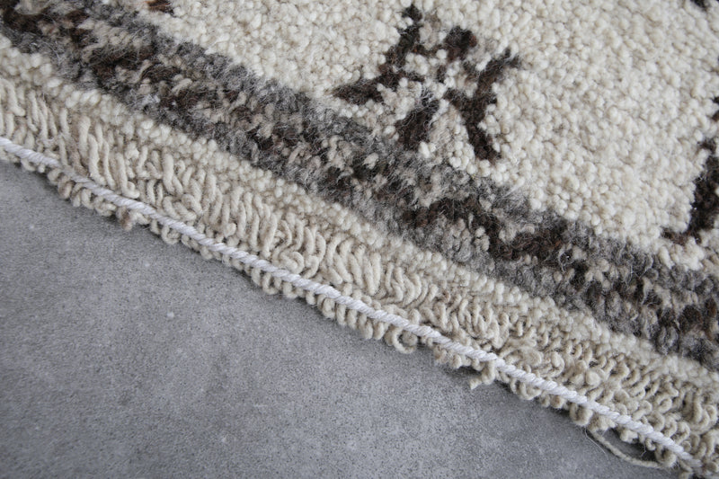 Handwoven Moroccan Berber Rug 2 x 3.1 ft - Neutral Tones