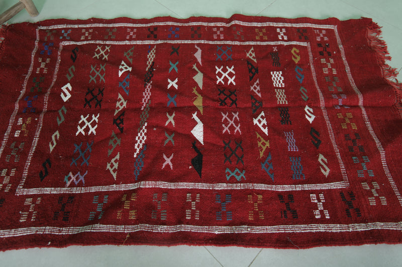 Moroccan Kilim Rug - Red Handwoven Design - 3.1x5.1 ft