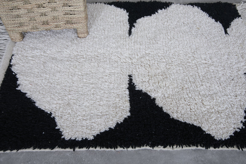 Black and White Moroccan Rug - 2.7 x 3.7 Feet | Bold Handwoven Design