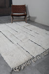 Beni Ourain Moroccan Wool Rug - 4.9 x 6.6 Feet | Minimalist Black Line Design