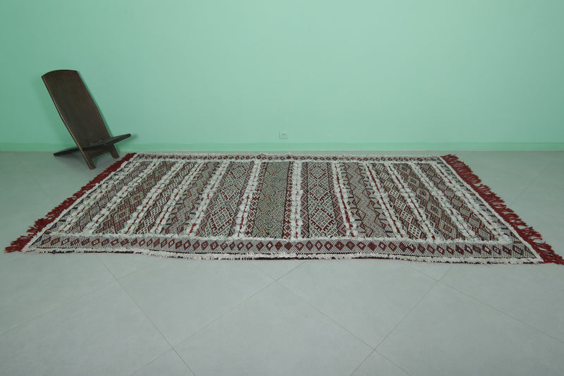 Handwoven Kilim Rug - 5.3 FT × 10.1 FT | Moroccan Elegance