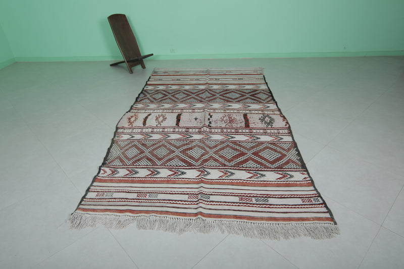 Moroccan Rug 5.7 x 10 FT - Geometric and Striped Design