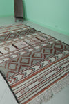 Moroccan rug 5.7 x 10 Feet