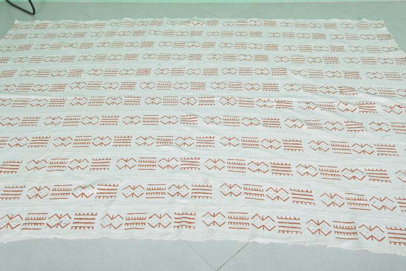 Handwoven Kilim Rug - 5.2 FT X 7.4 FT | White with Geometric Patterns