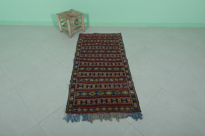 Traditional Moroccan Rug 2.4 x 5 FT - Rich Colors and Intricate Patterns