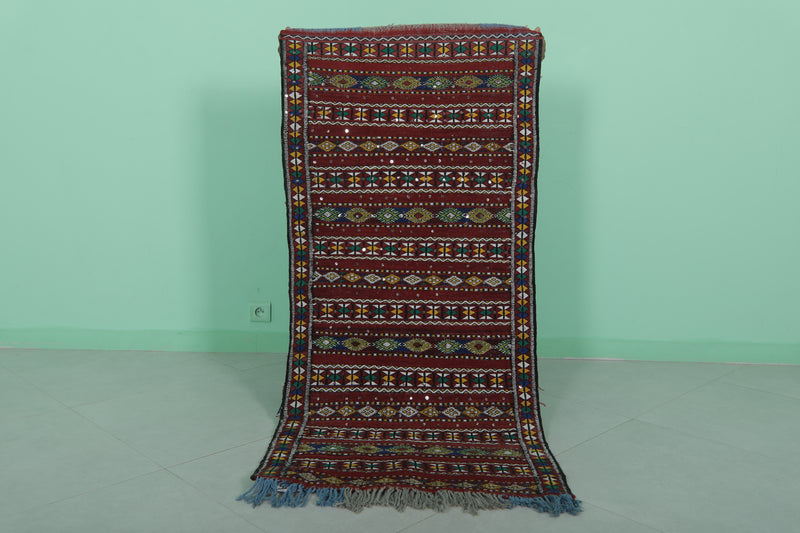 Traditional Moroccan Rug 2.4 x 5 FT - Rich Colors and Intricate Patterns