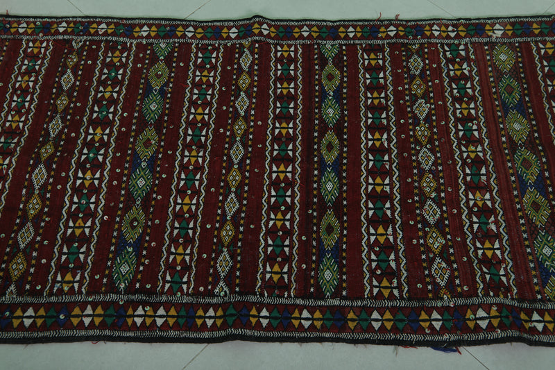 Traditional Moroccan Rug 2.4 x 5 FT - Rich Colors and Intricate Patterns